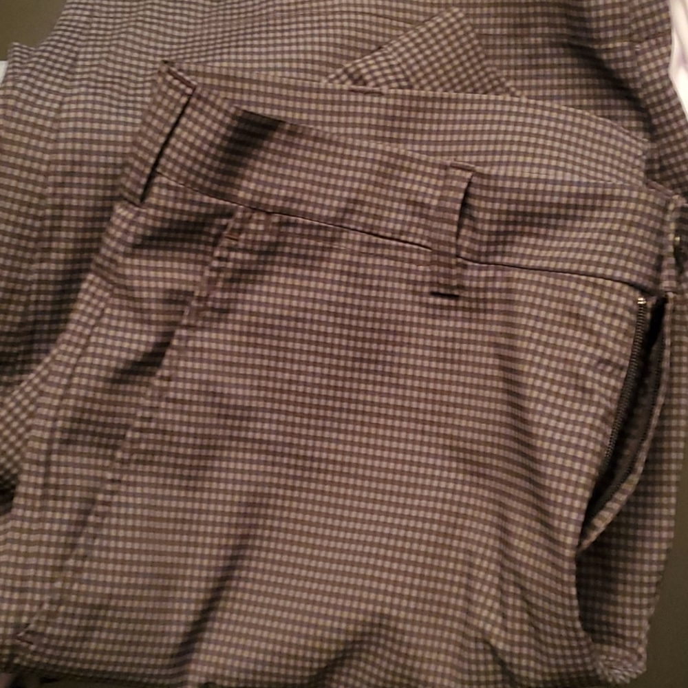Men's PGA TOUR GOLF SHORTS SIZE 30 BLK & GRAY
